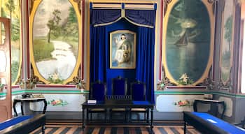 This is now the cities museum previously it was the court and jail. Santarem has had a series of ‘booms & busts’ from rubber to gold. The big business in town currently is the exportation of soybeans and a small amount of tourism for the handful of cruise ships that stop here.