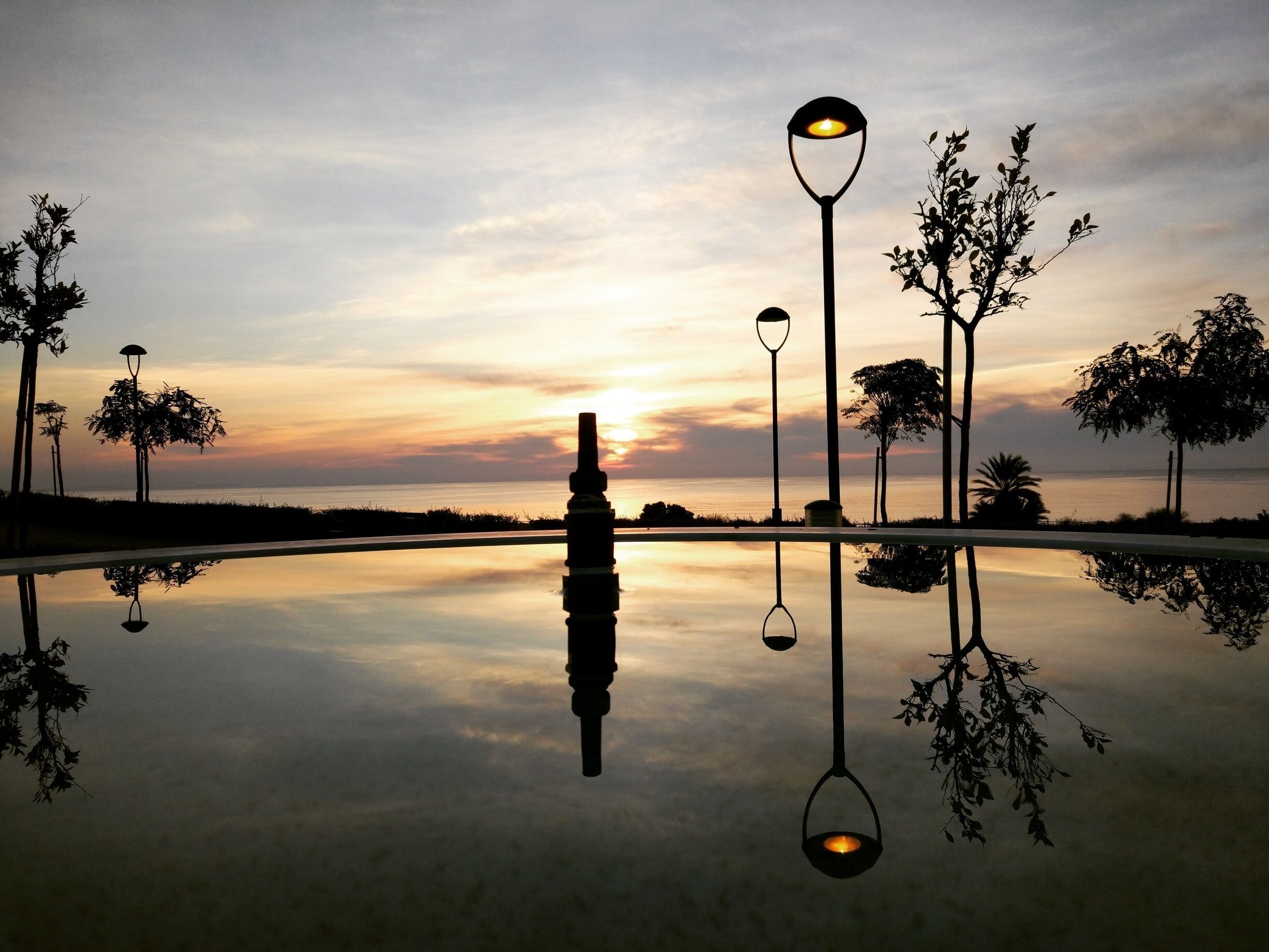 It's getting colder now in Southern Spain with nights dropping to 9°. However during the day, it's still 20-22° - not bad for middle of November. Amazing sunrises & sunsets all year round.