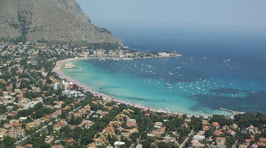 Mondello da Monte pellegrino