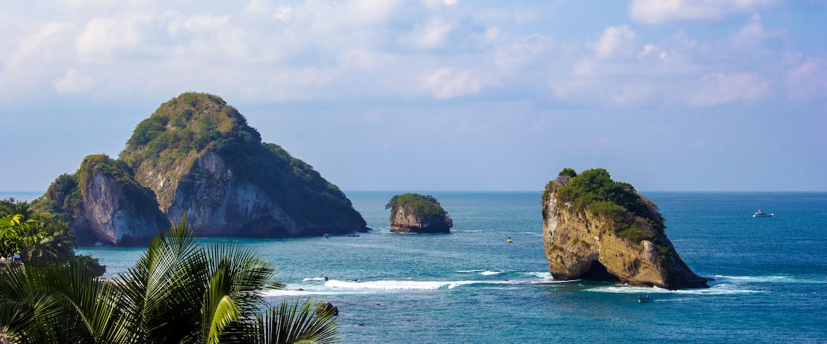Los Arcos, the famous islets in Puerto Vallarta
