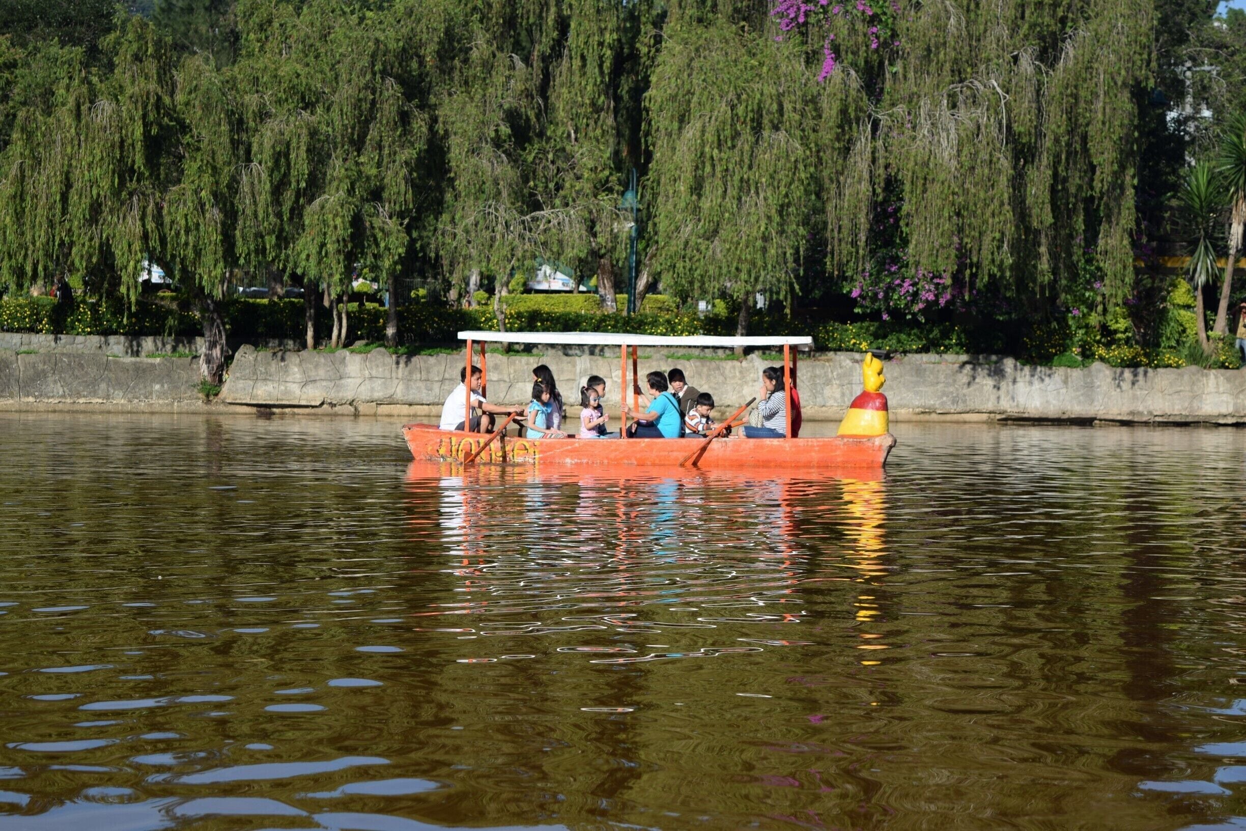 Chill'n , relaxing and caress the cold breeze in the summer capital of the Philippines "Baguio City".  📷🌲⛅