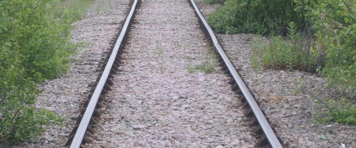 Railway line in Holbrooks.