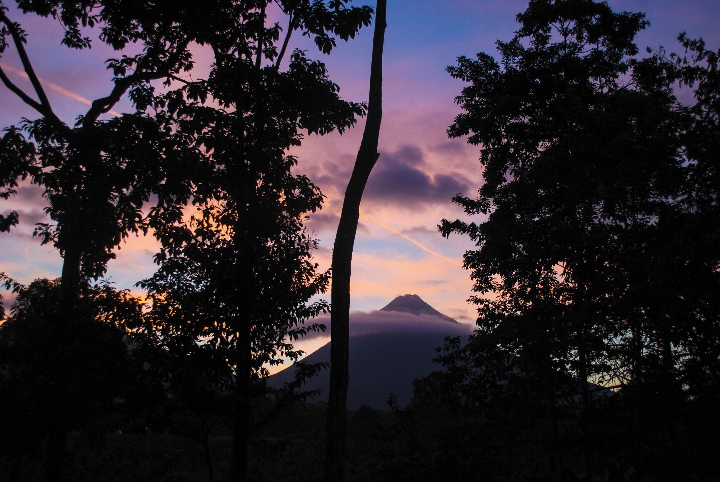The busy town of La Fortuna at the foot of the Arenal volcano was a perfect place to watch the sunset below the horizon.

http://www.divebuddies4life.com/5-sunset-stories-from-costa-rica/
