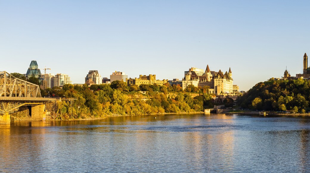 panoramic view of Parliament Hill in Ottawa, view of the Ottawa River