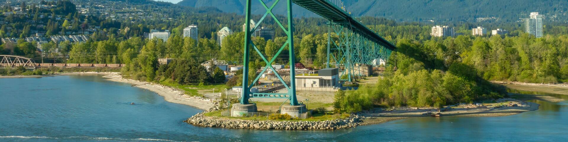 Sailing under tge Lions Gate Bridge, Vancouver, British Columbia, Canada