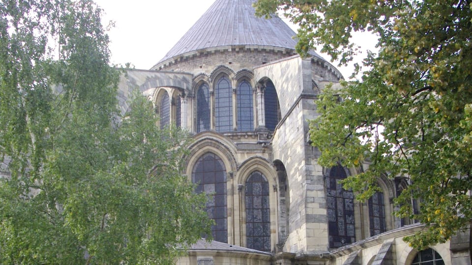 This building is indexed in the Base Mérimée, a database of architectural heritage maintained by the French Ministry of Culture, under the reference PA00078785 .