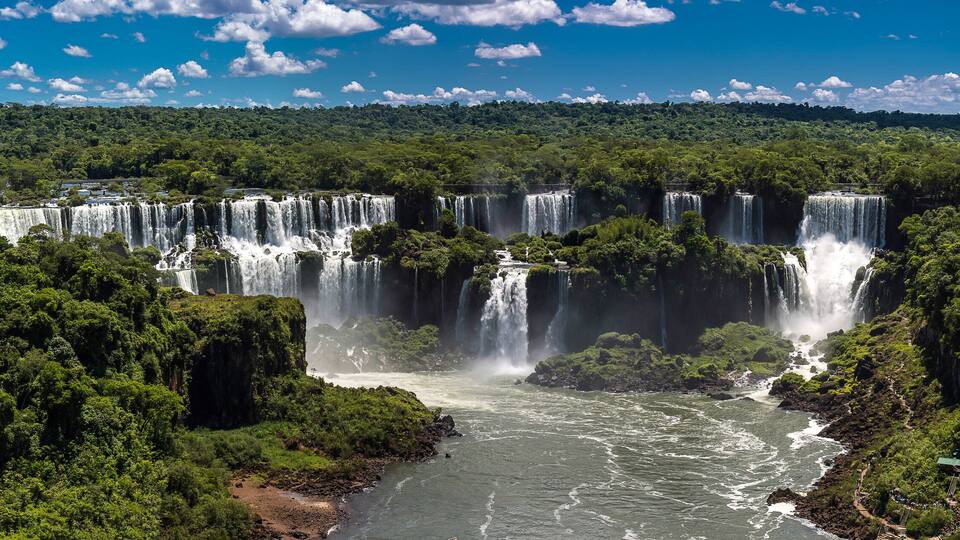 View of the Iguazú Falls