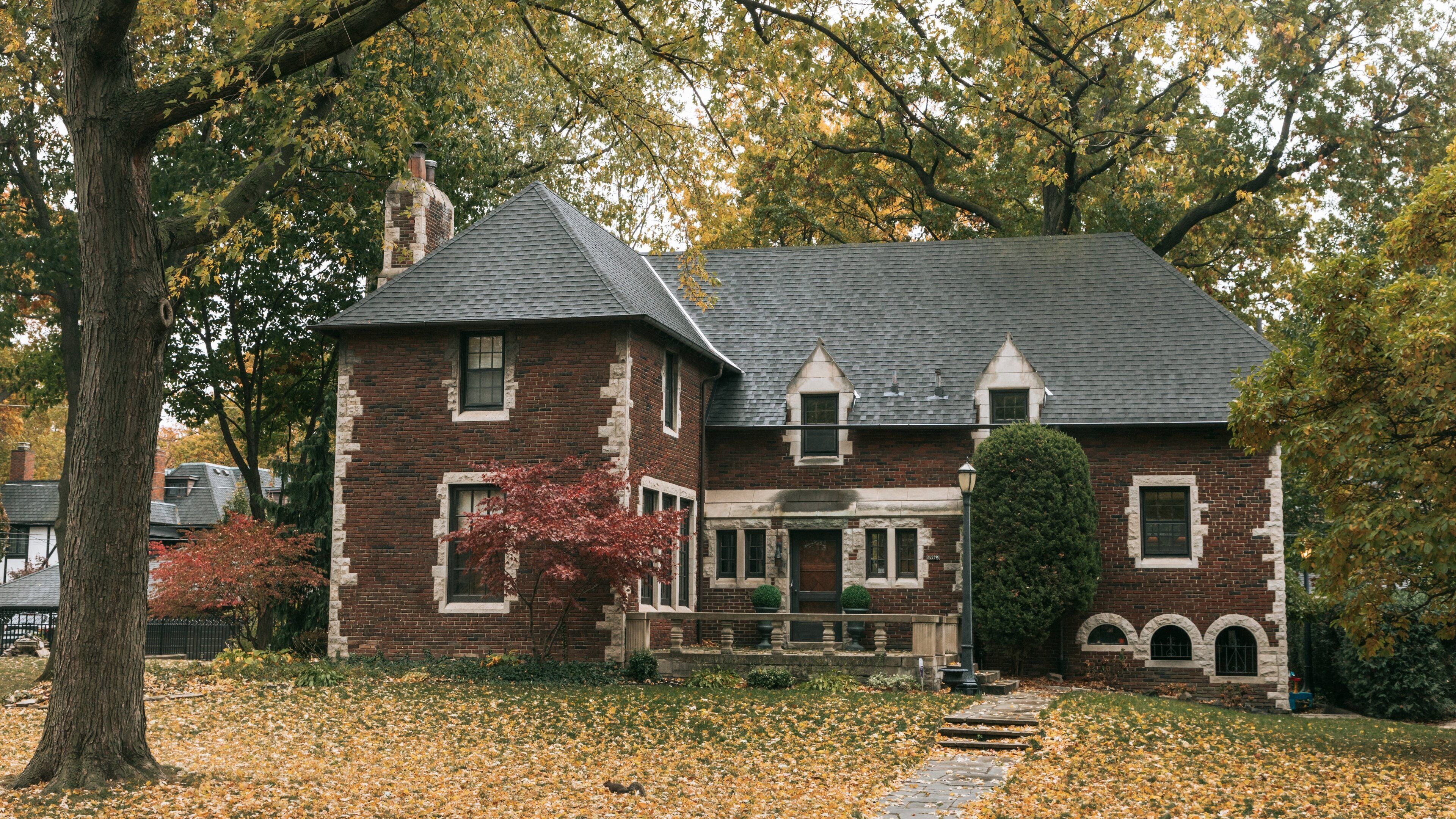 Walkerville which includes a house and autumn leaves