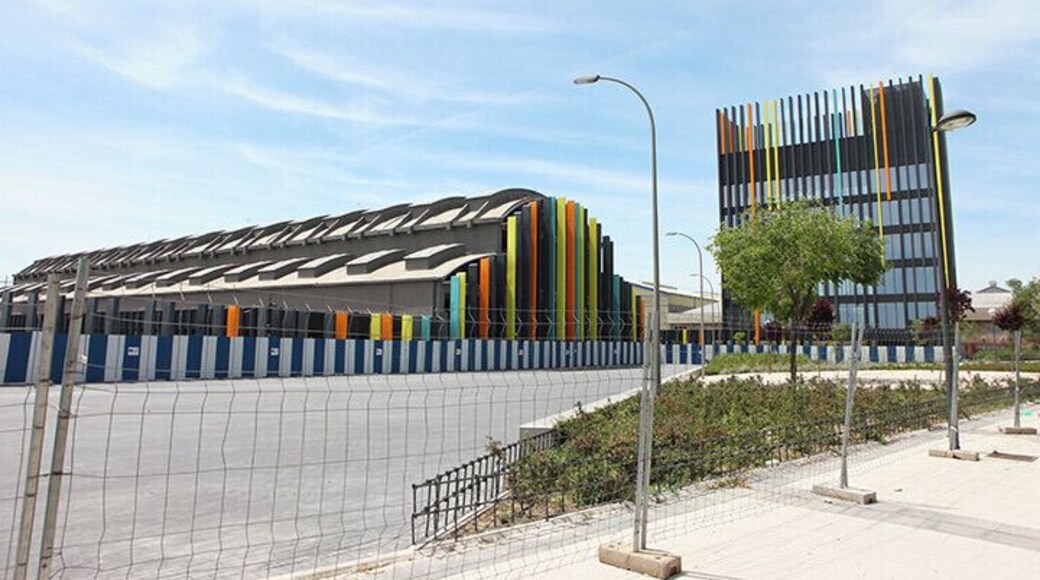 La antigua nave de Boetticher y Navarro, transformada en el Madrid Innovation Campus ("La Catedral de las Nuevas Tecnologías")