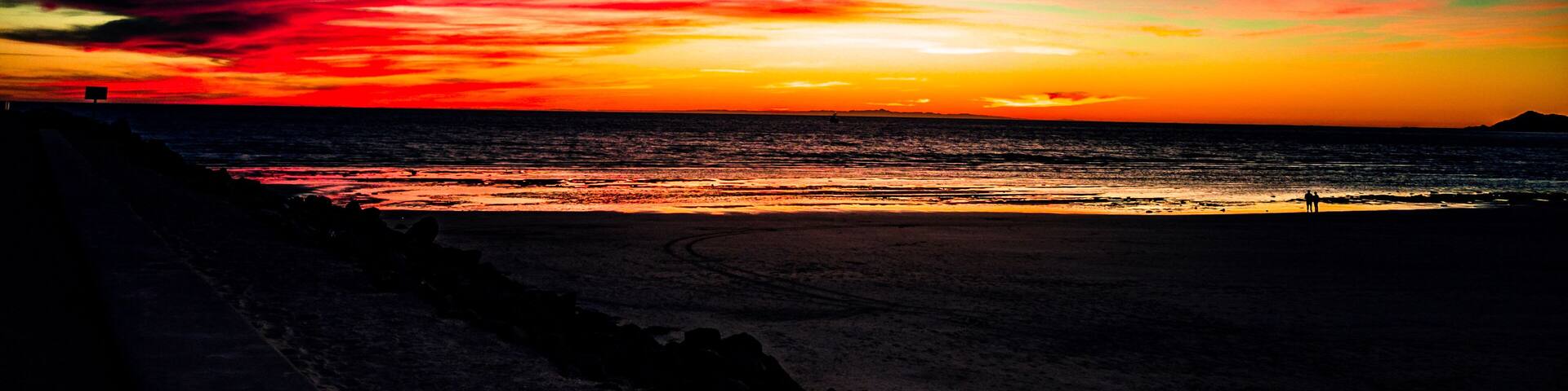 Beautiful, winter sunset on the Sea of Cortez as seen from Sandy Beach, Rocky Point, Puerto Penasco, Sonora, Mexico