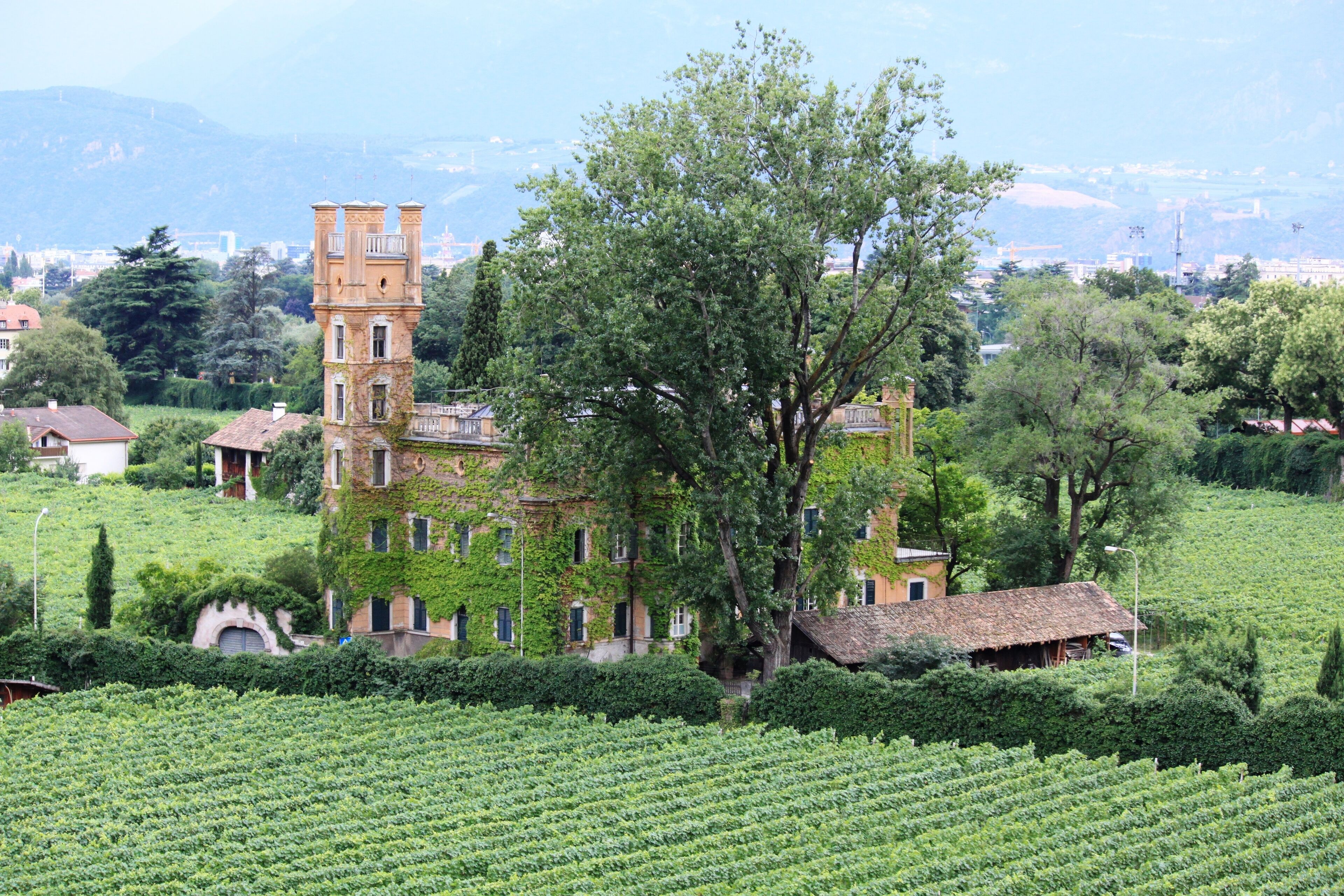 Ansitz Compil in Bozen (Nordostansicht)