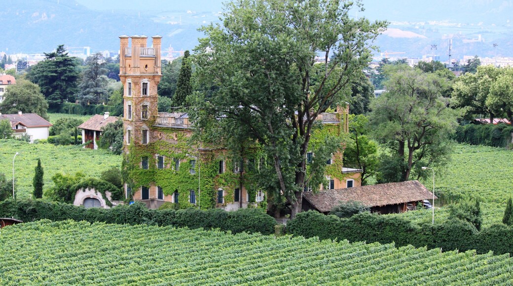 Ansitz Compil in Bozen (Nordostansicht)