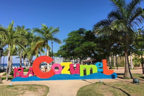 First stop on day 2 of our travels to the western Carribean.
Cozumel is the largest island in Mexico and is the northern extent of the second largest barrier reef in the world behind the Barrier Reef in Australia.