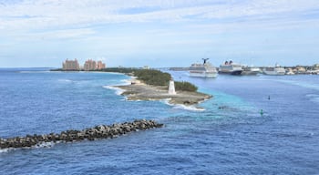 Look on Nassau bay and light house and Atlantis resort