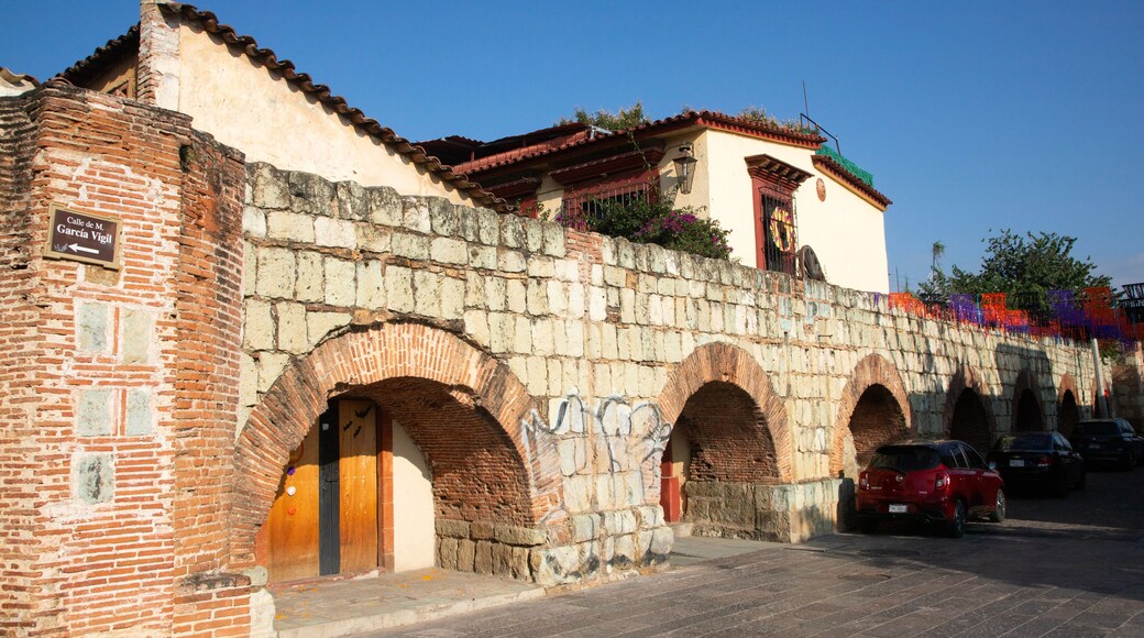 Oaxaca, Mexico; 1st January 2025: Ancient aqueduct called "Acueducto San Felipe del Agua" in the city of Oaxaca.