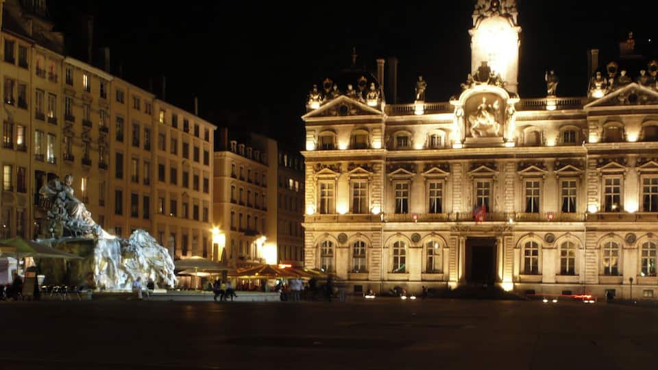 This building is classé au titre des Monuments Historiques. It is indexed in the Base Mérimée, a database of architectural heritage maintained by the French Ministry of Culture, under the reference PA00118120 .