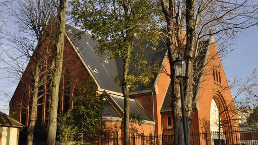Eglise Sainte-Louise-de-Marillac de Drancy. 5 rue Anatole France.