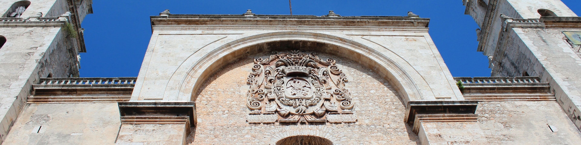 Cathedral of San Ildefonso on the main square in Merida, Yucatan, Mexico. It is first cathedral finished on the American mainland and the only one built in 16th century