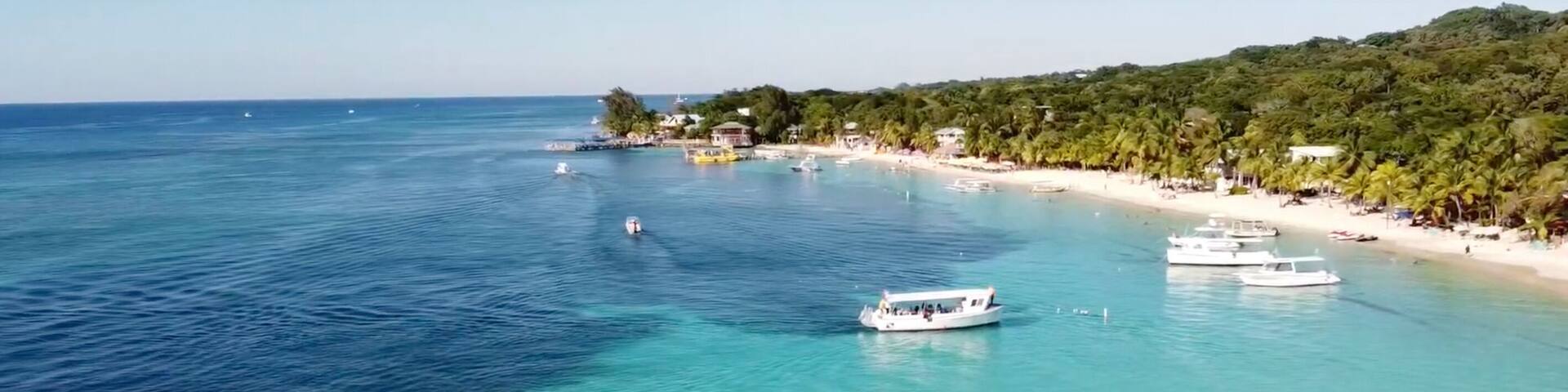 Amazing clear water at West Bay beach (Roatan Honduras) - Drone footage