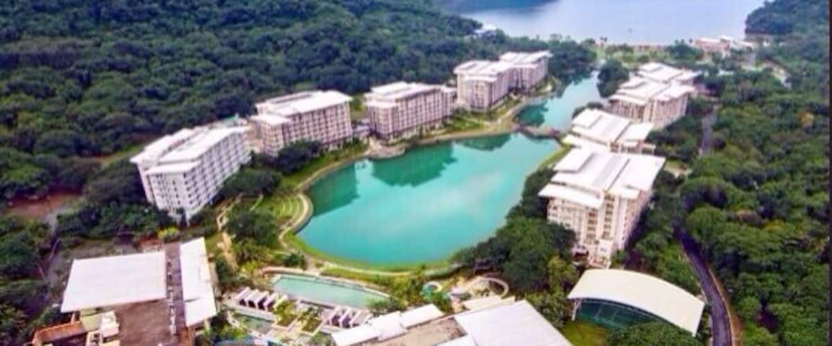 My sister just sent this to me, i haven't been here but i can't wait to go here someday!