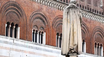 This is a photo of a monument which is part of cultural heritage of Italy. This monument participates in the contest Wiki Loves Monuments Italia 2016. See authorisations.