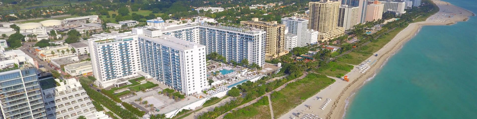 Aerial image of Miami Beach resorts on the beach