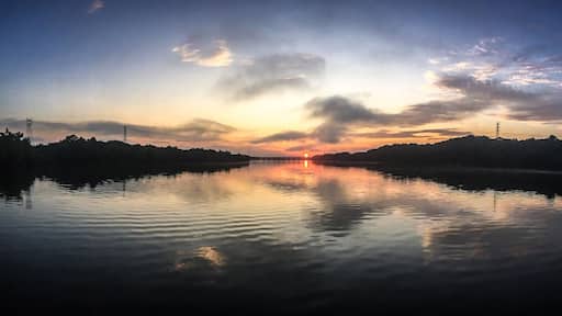 Sunrise on the Tennessee River