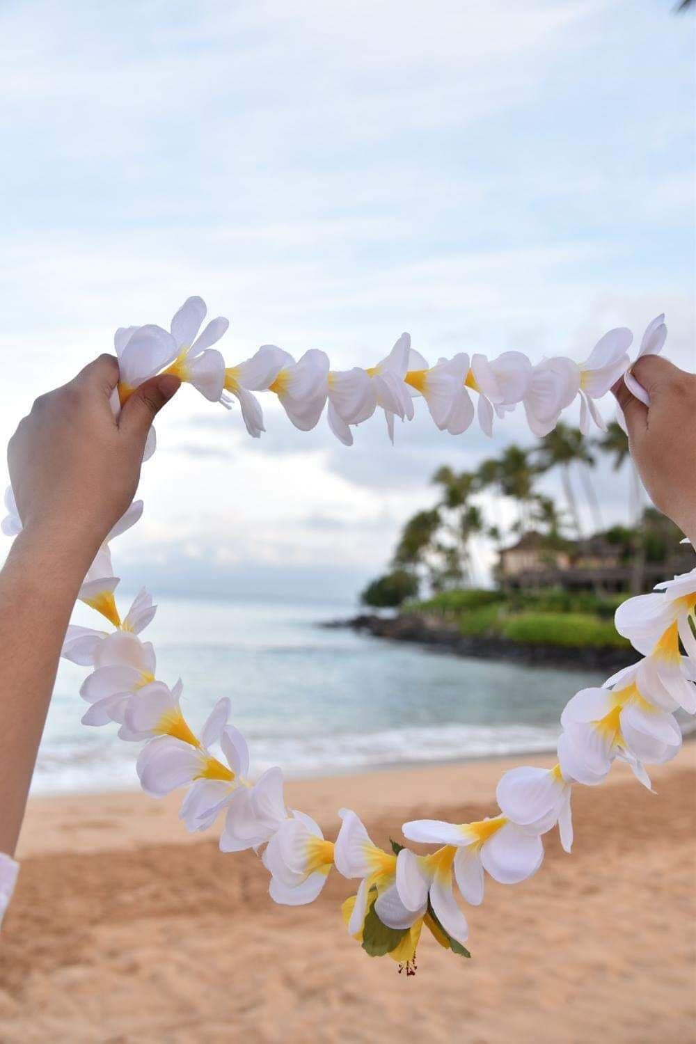 Hawaiian "Lei" portrays the symbol of pure love. This is taken at Napili Kai Beach Resort, in Maui. Highly recommended for snorkeling. #lifeatexpedia