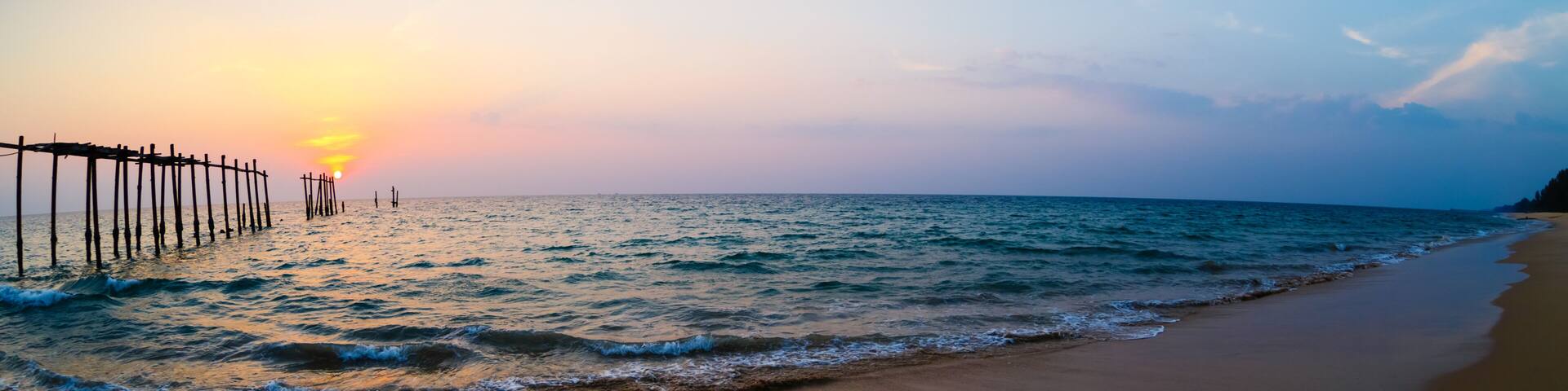 Decline on the seashore