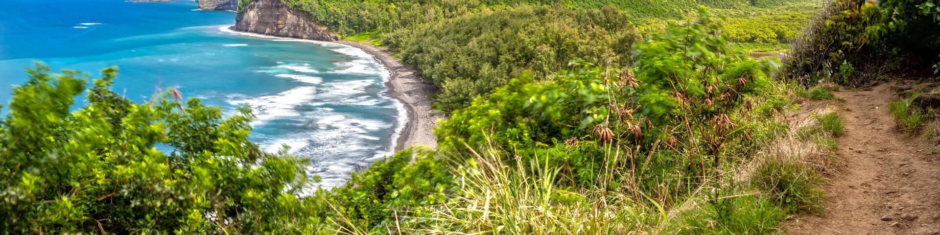 Panoramia View over Pololu Valley