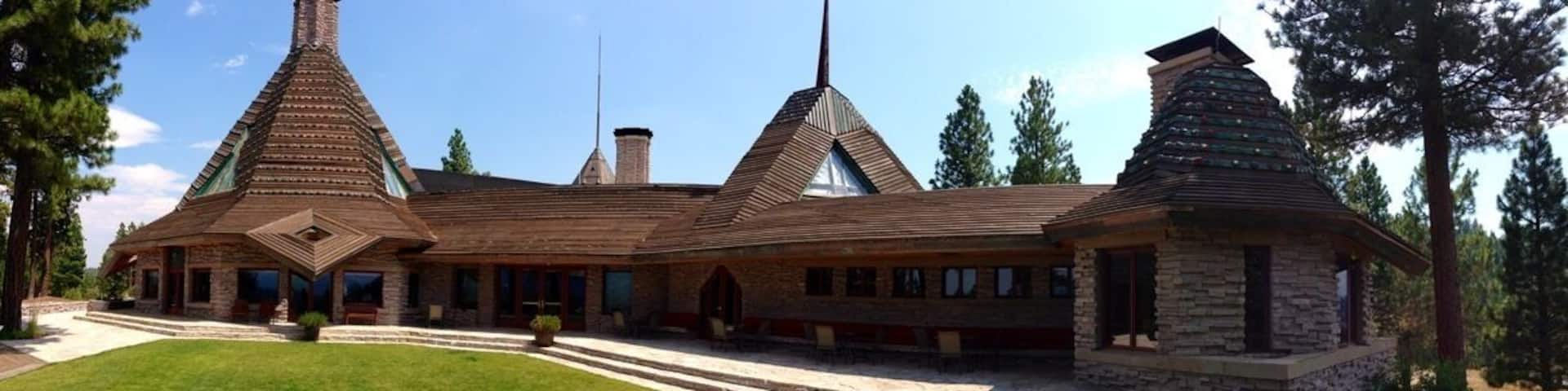 The FLW clubhouse at Nacoma.