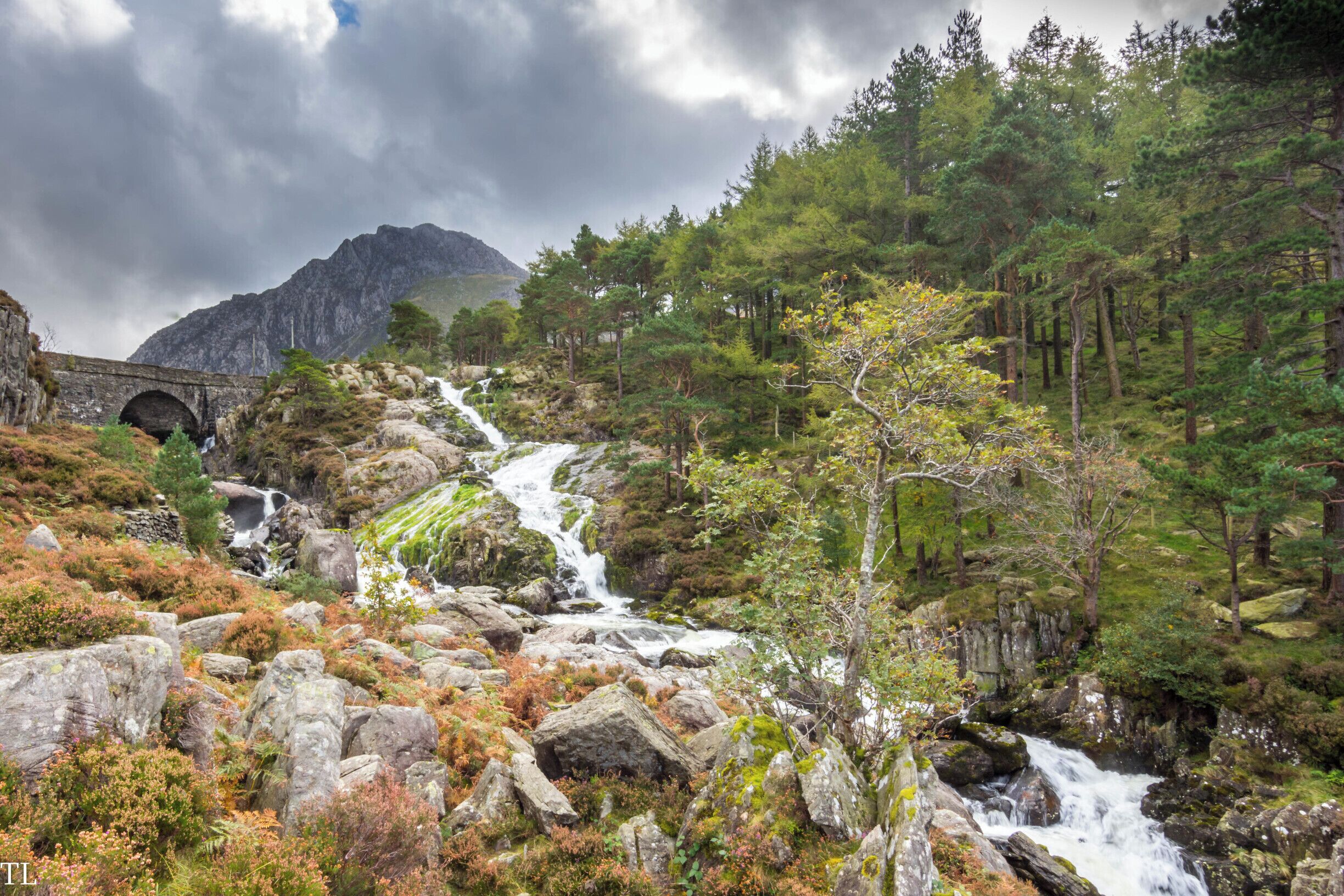 Waterfalls at Llyn Ogwen 