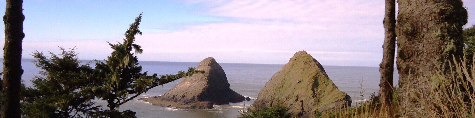 The ride on the Oregon and California coast is very scenic. You could spend weeks taking pictures and visiting all the places here.