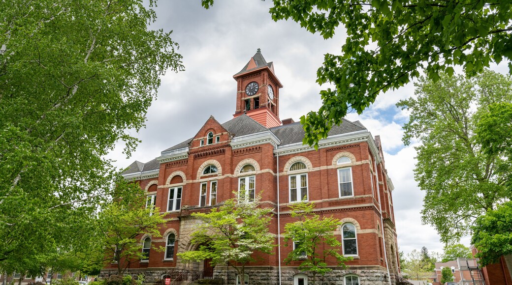 Barry County Courthouse in Hastings, Michigan