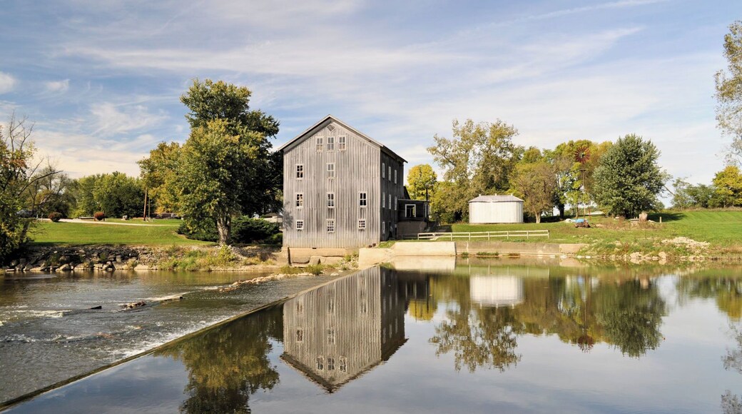 The Stockdale Mill sits along the Eel River near Roann, Indiana. The original mill was erected in 1839 and after a flood was rebuilt between 1855-1857. It is on the National Register for Historic Places and is open for tours May through October on Saturdays only. After your tour, be sure to buy flour and cornmeal ground at the mill. #StunningStructures