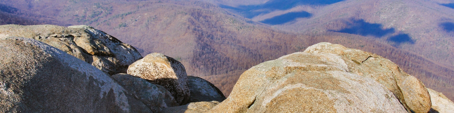 Boulders atop of Old Rag Mountain. Shenandoah National Park, Virginia, USA.