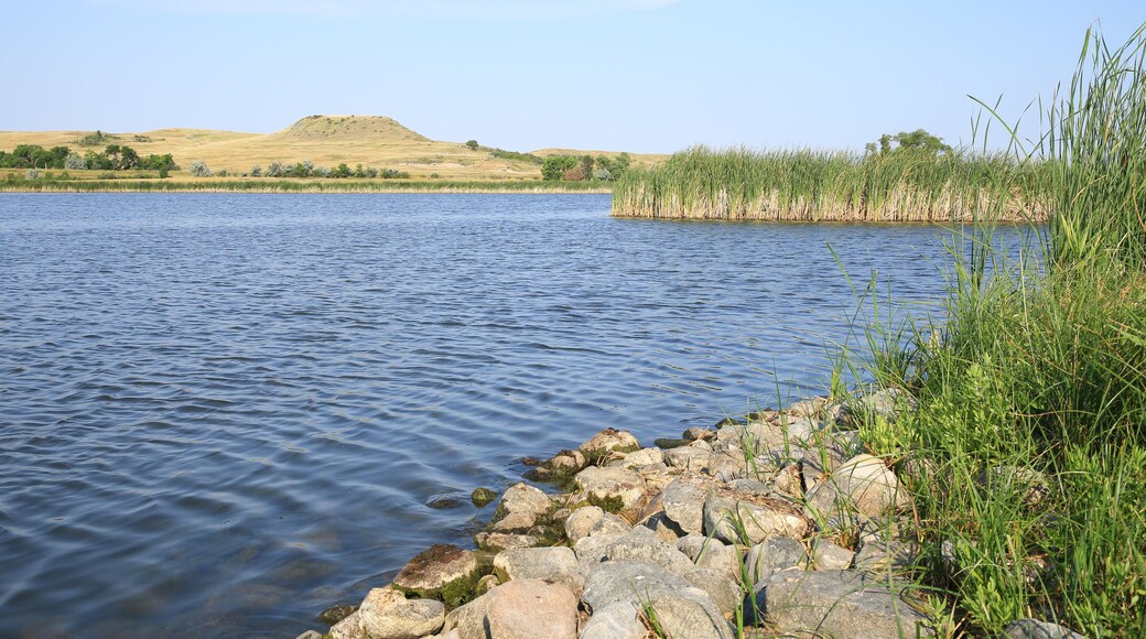 Sather Lake in Little Missouri National Grassland, North Dakota, USA
