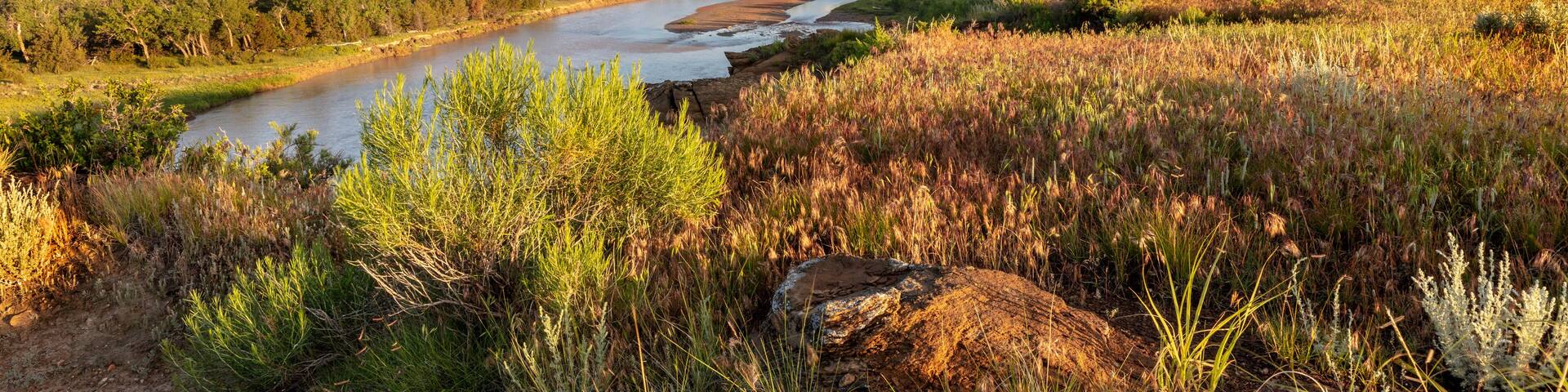The Powder River in Custer County, Montana, USA