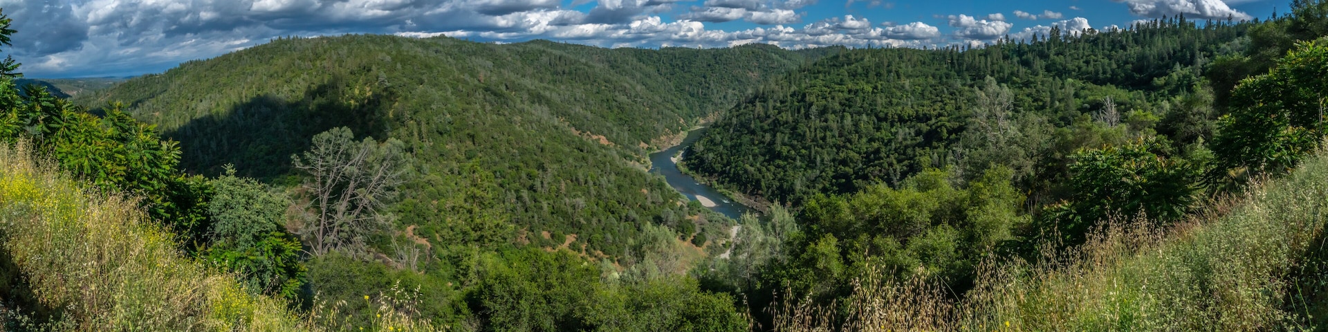 Auburn, California in Placer County and American RIver-001