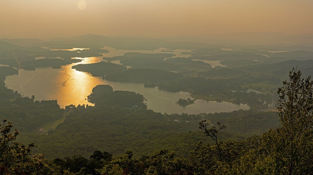 view from Bell Mountain near Hiawassee in Georgia during sunset