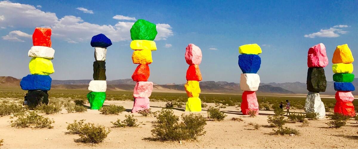beautiful art sculpture deep into las vegas #orbitztravel