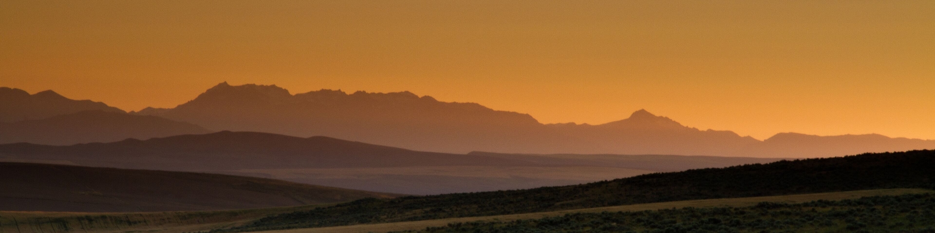 sunrise over the mountains