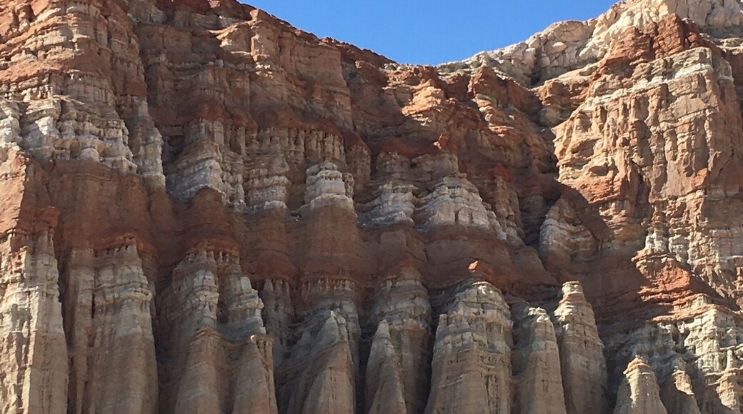 Fossil Falls Scenic Area