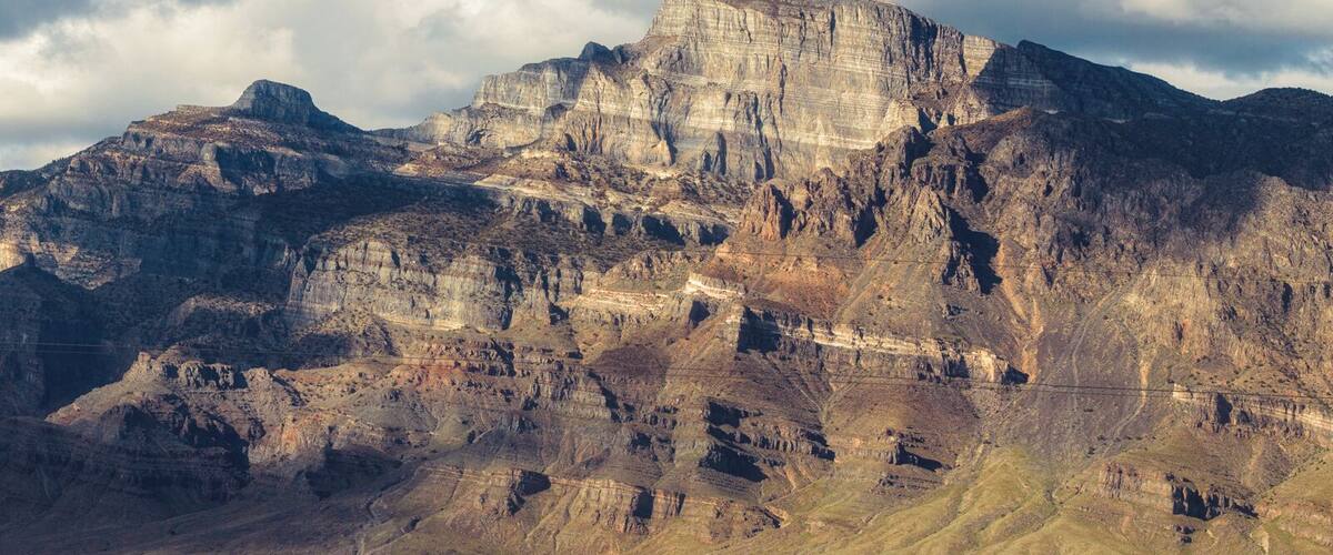 So I headed out of Great Basin. I had a loose idea of where I wanted to spend the night, somewhere I can get clear skies at night and no light. So I was heading for the middle of southern Utah. On my way there this rock appeared. I HAD to stop. I almost stayed here, but the forecast was cloudy weather, so I moved on. I should have stayed. This is a beautiful rock. Just look at all the layers!