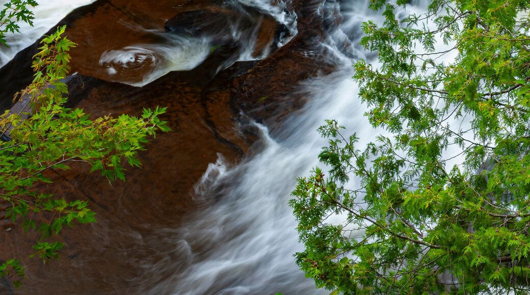 544-105 Manido Falls