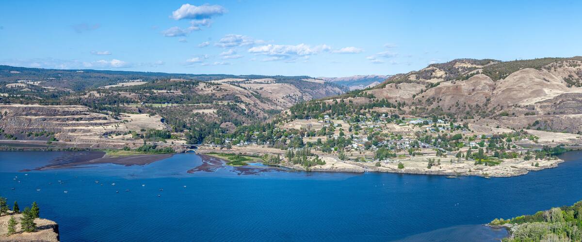Panorama of Lyle Washington on the north side of the Columbia River Gorge. View from Tom McCall Preserve at Rowena Crest, Oregon.