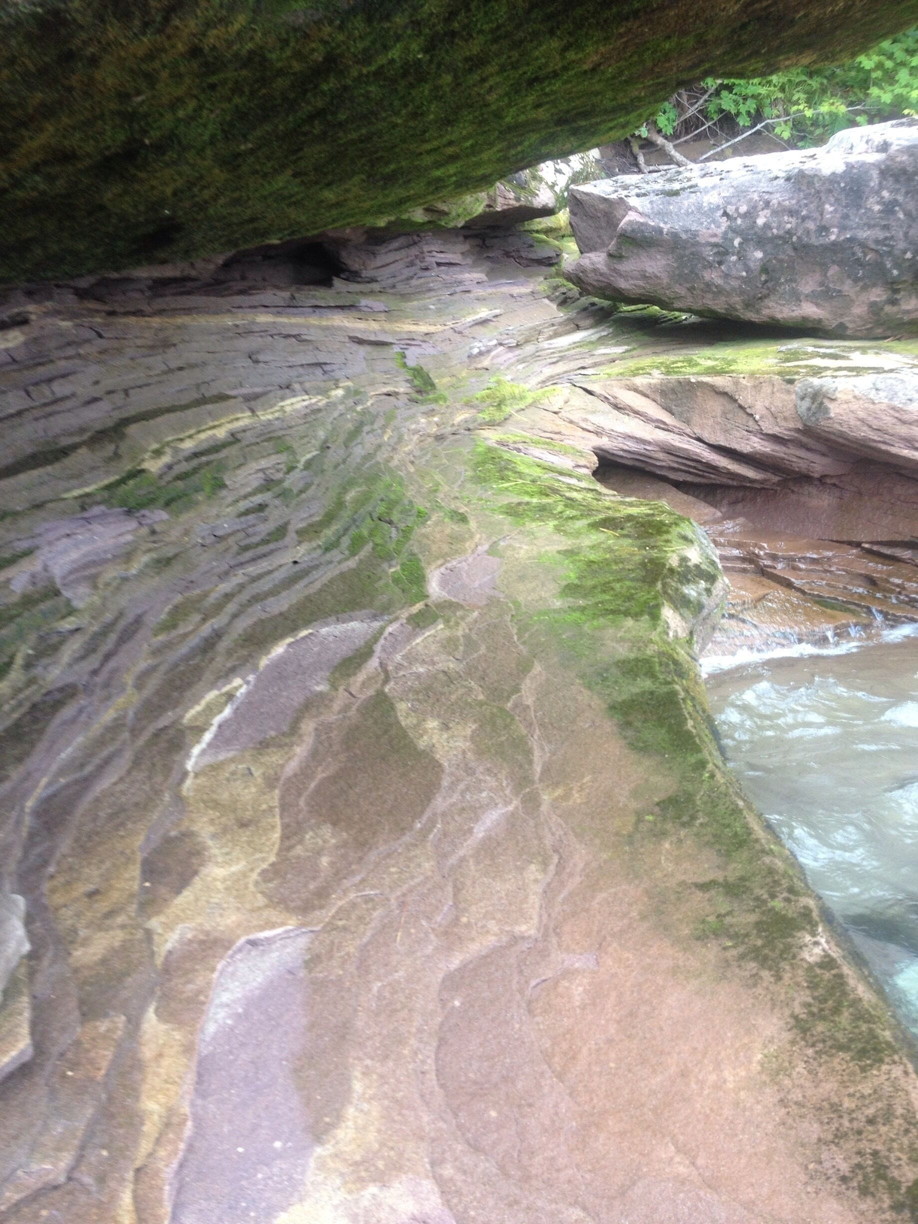 Beautiful rock formations along the southern shoreline. 