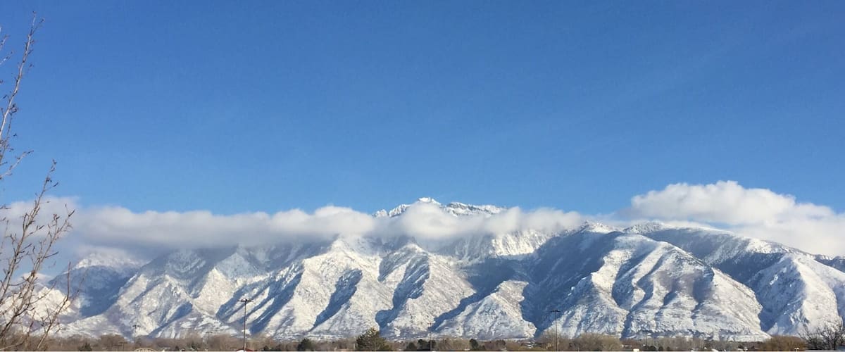 Wasatch mountains east of Sandy, Ut
#blue