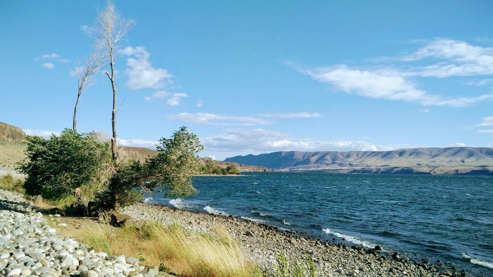 #ColumbiaRiver #PicnicSpot
#LifeAtExpedia 