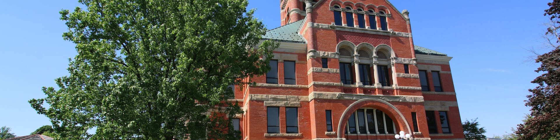 The Noble County Courthouse is a historic courthouse in Albion, Noble County, Indiana.